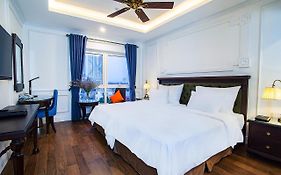 New Era Hotel&Villa
